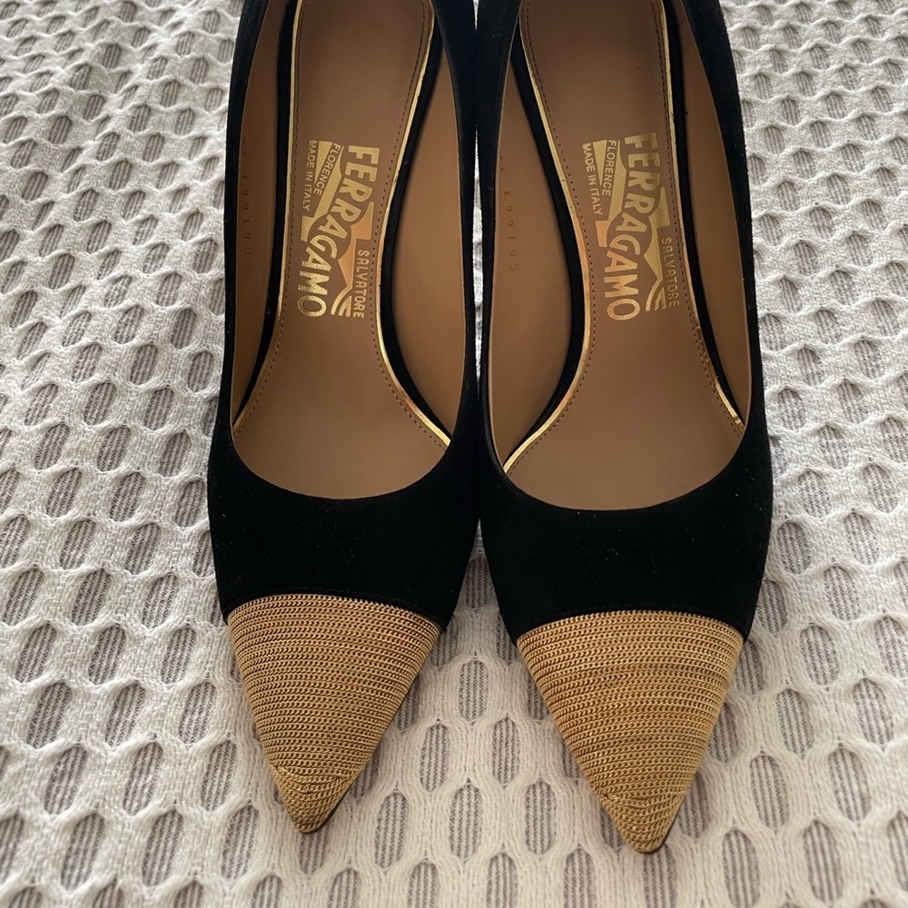 Salvatore Ferragamo Black Suede + Gold Chain Cap Tip Stilettos - 6.5 - Picture 3 of 9